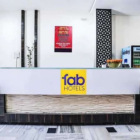 Fabexpress Raj Tourist Hotel Nashik Bagian luar foto